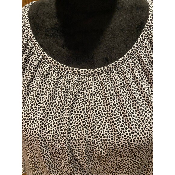Michael Kors Blouse Size Medium Top Black White Pattern 3/4 Bell Sleeves Casual - Picture 4 of 10